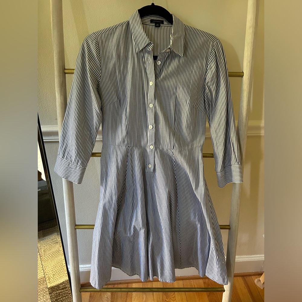 Ann Taylor Blue and white stripe shirt dress size 00 long sleeve